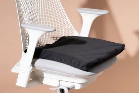 The Benefits of Foam Chair Cushions in Modern Workspaces